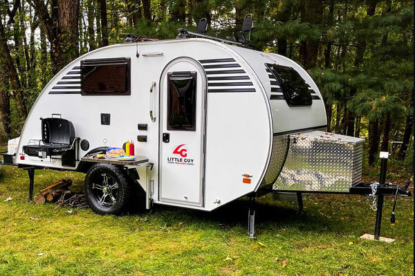 Best small campers for a family of 4